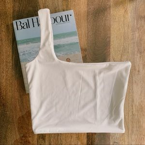 RESTOCKED | mariposa | white one shoulder crop top